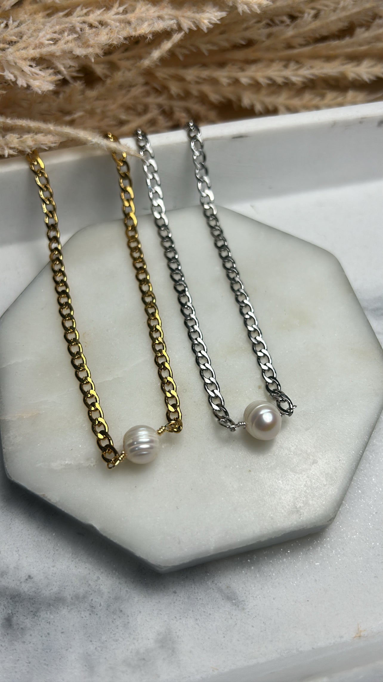 GABRIELA NECKLACE