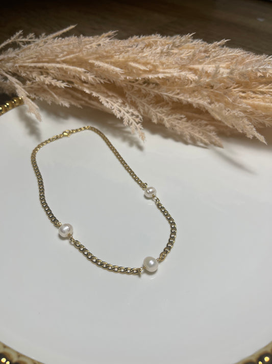 SOFI NECKLACE