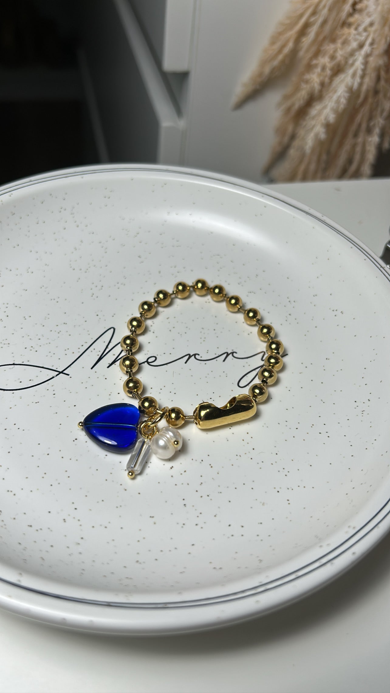 NAVY HEART BRACELET