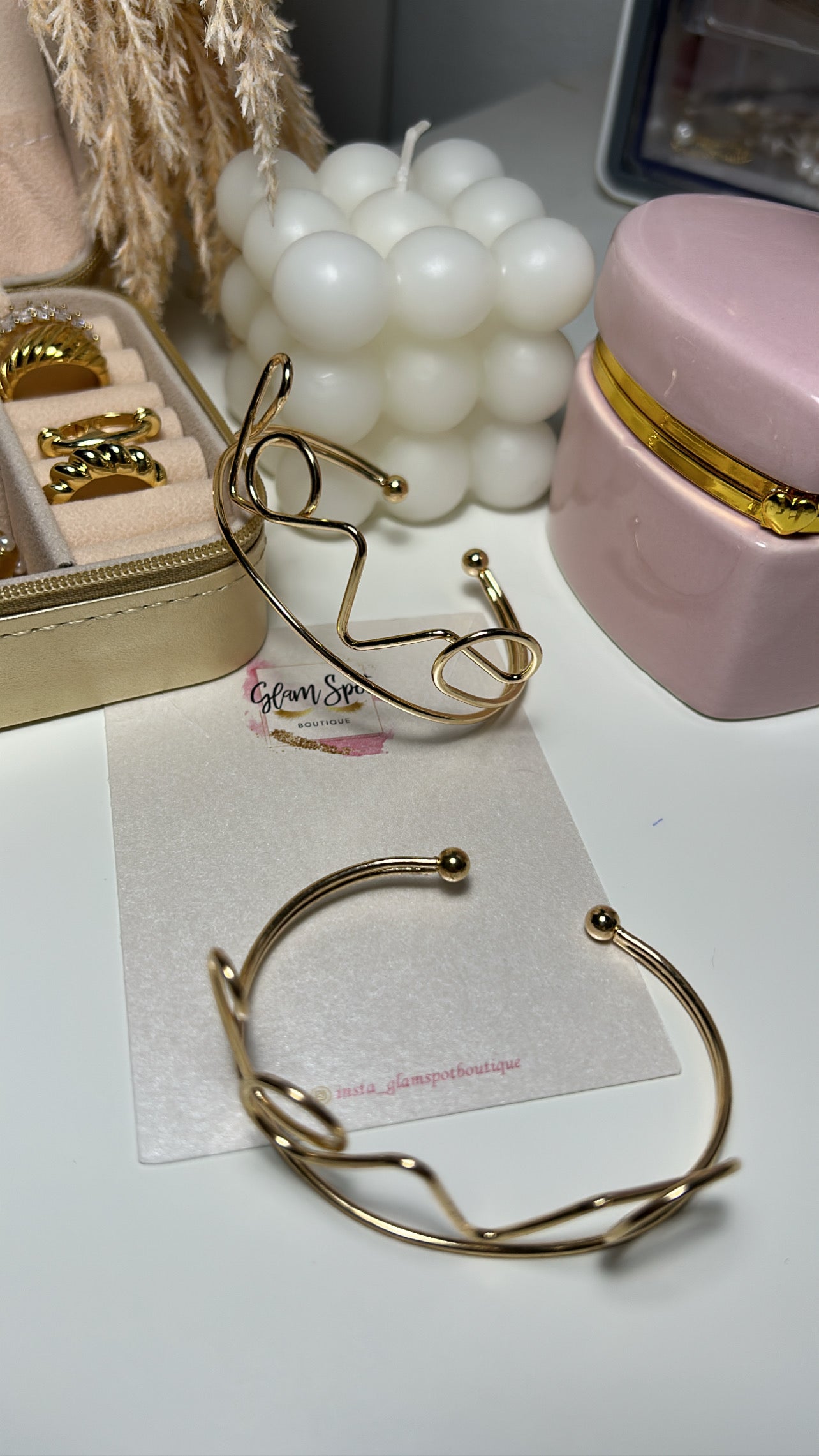 LOVE BANGLE