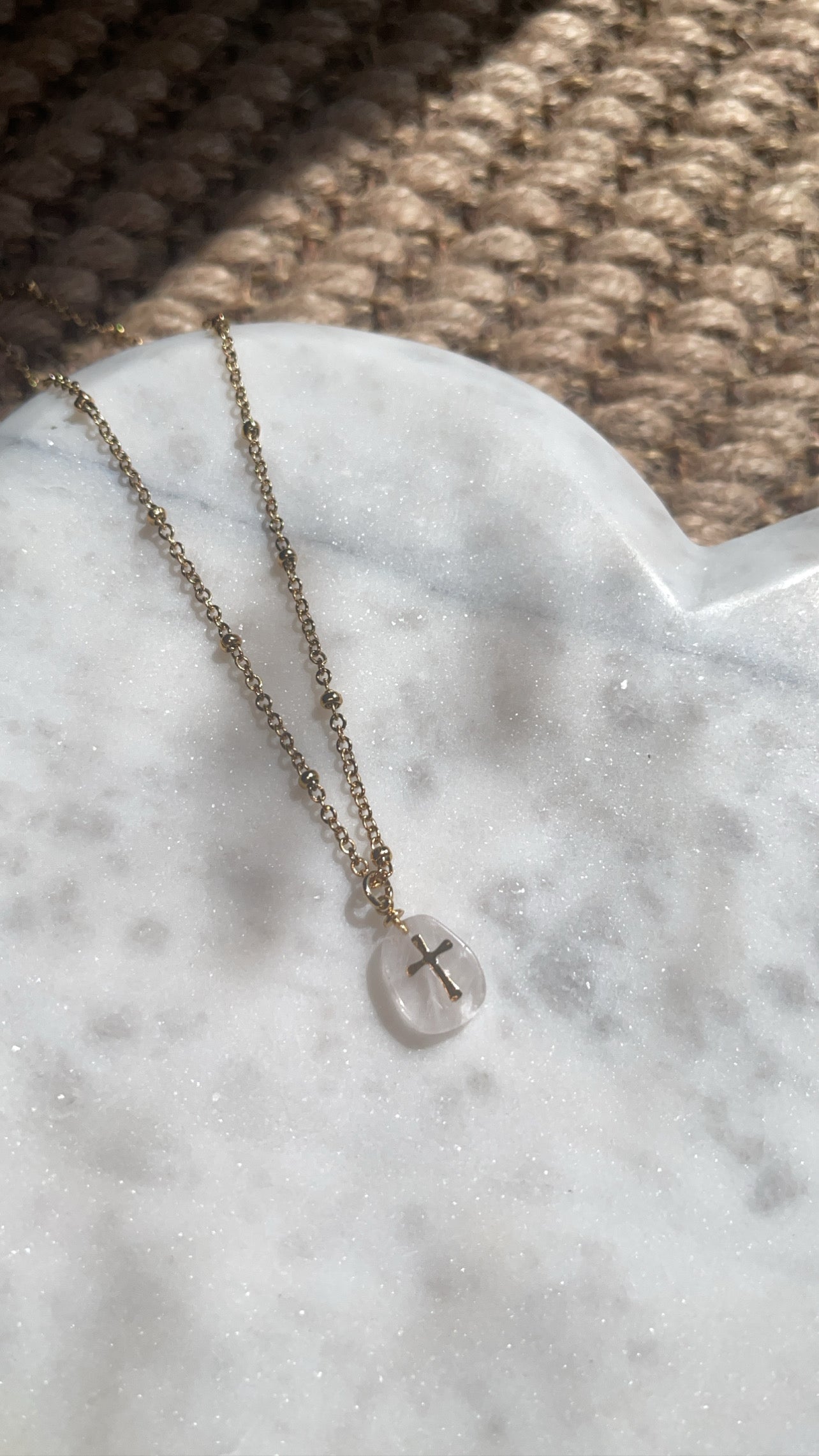 CROSS NECKLACE