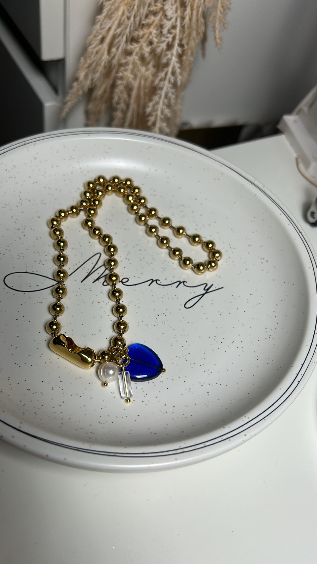 NAVY HEART NECKLACE