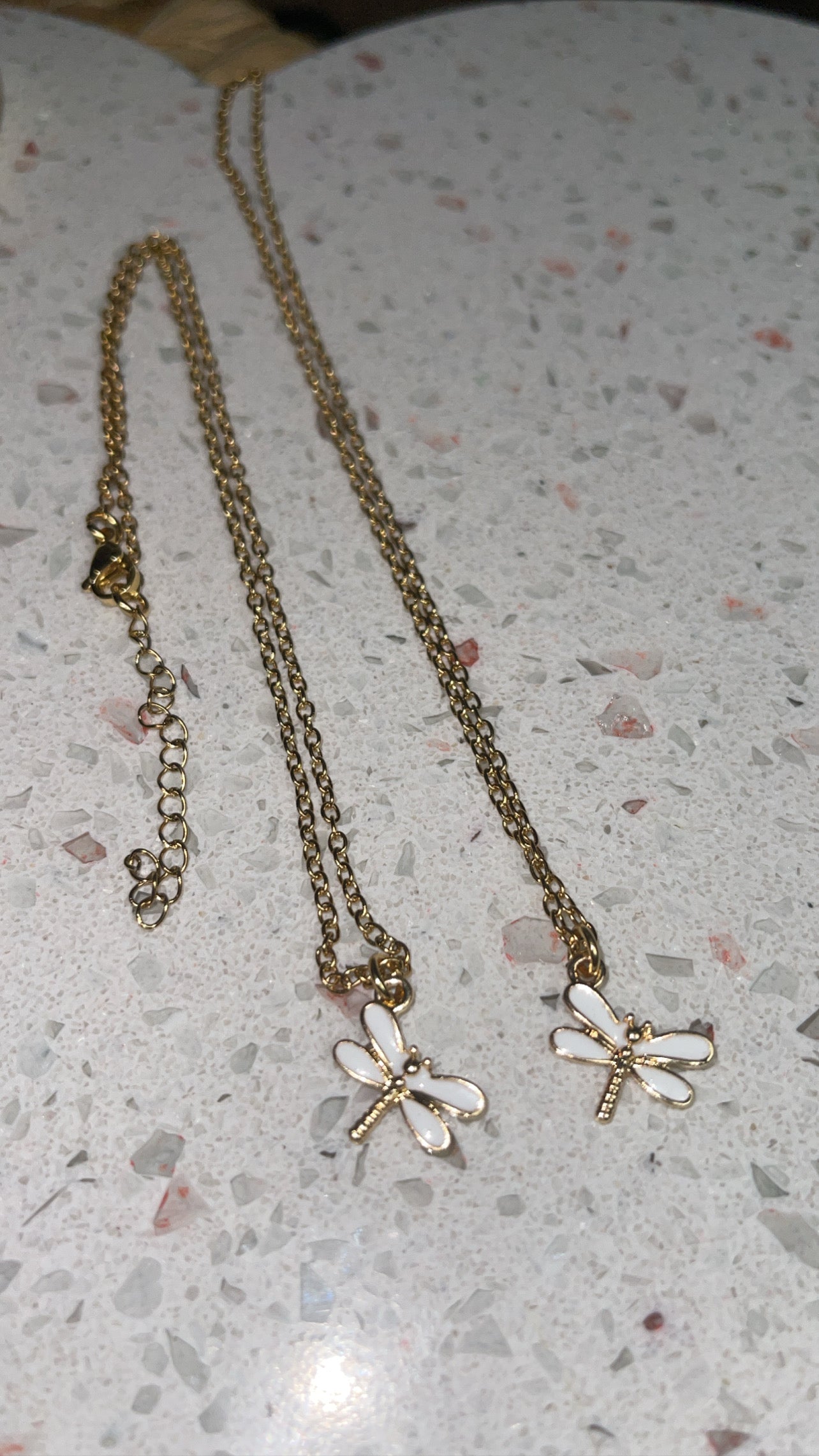 BUTTERFLY CHAIN