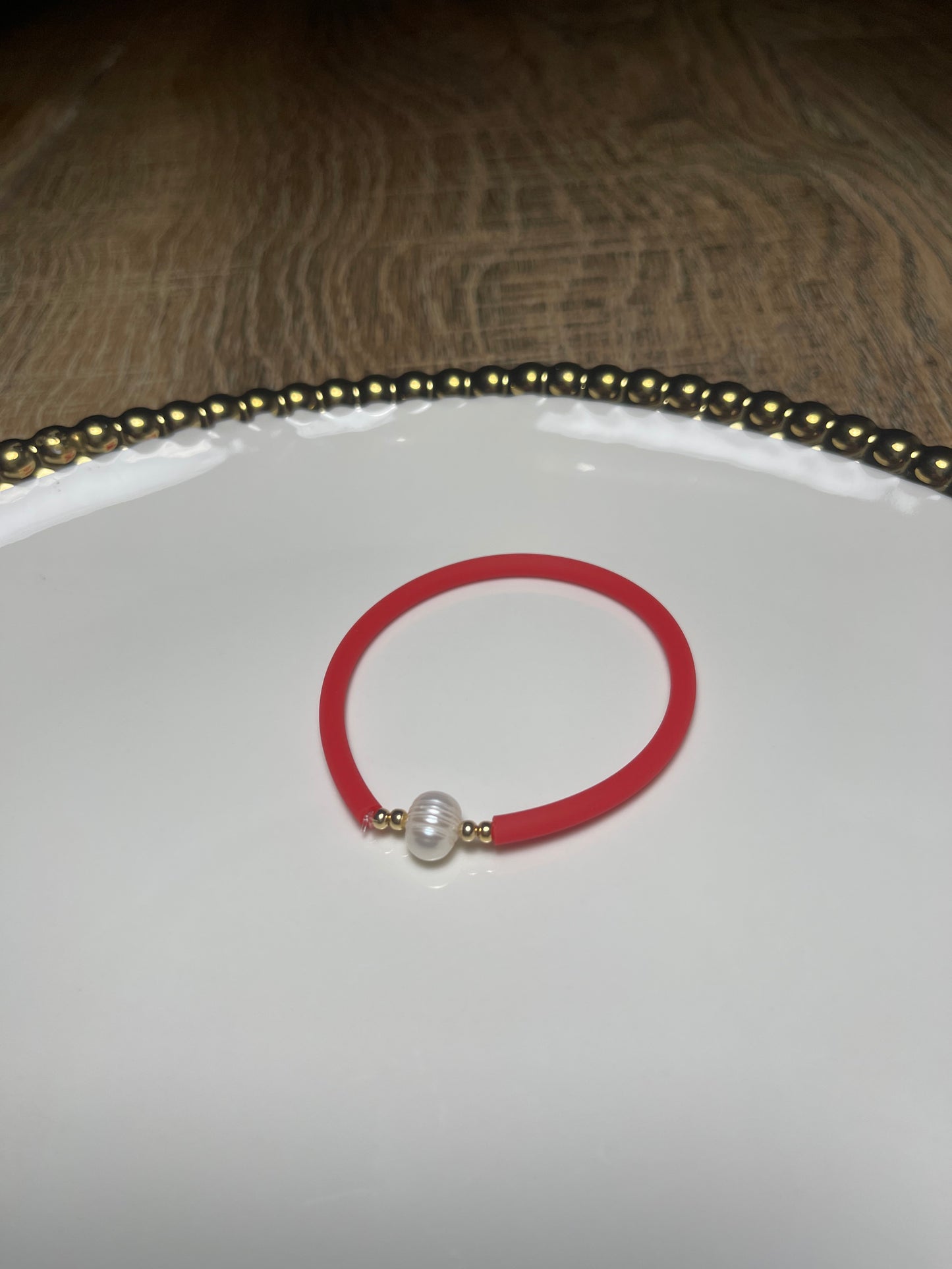 CLOE BANGLE RED